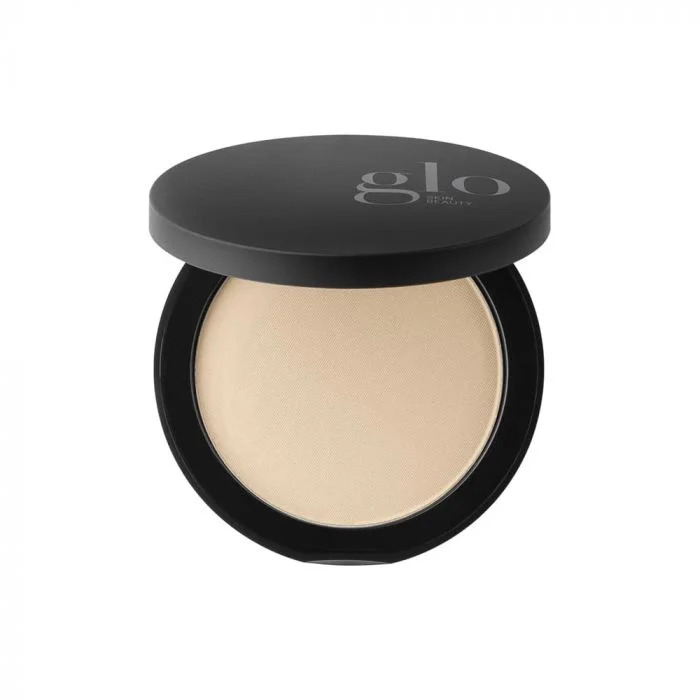 Glo’s pressed base designed to correct, nourish, and protect the skin.